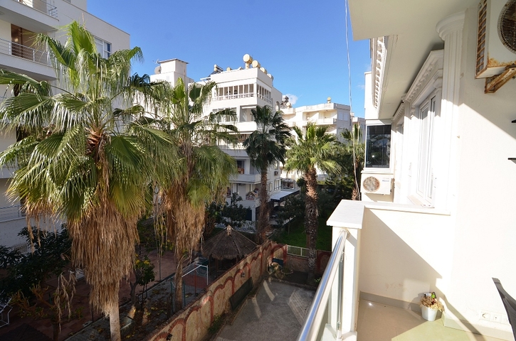 قريبة من البحر - شقة غرفتين وصالة - مؤثثة - في اوبا / الانيا 