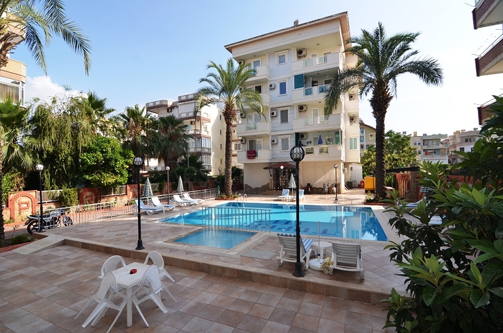 قريبة من البحر - شقة غرفتين وصالة - مؤثثة - في اوبا / الانيا 