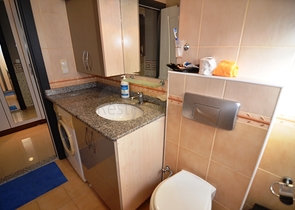 قريبة من البحر - شقة غرفتين وصالة - مؤثثة - في اوبا / الانيا 