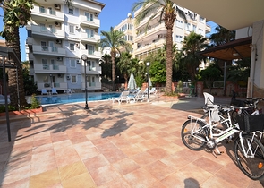 قريبة من البحر - شقة غرفتين وصالة - مؤثثة - في اوبا / الانيا 