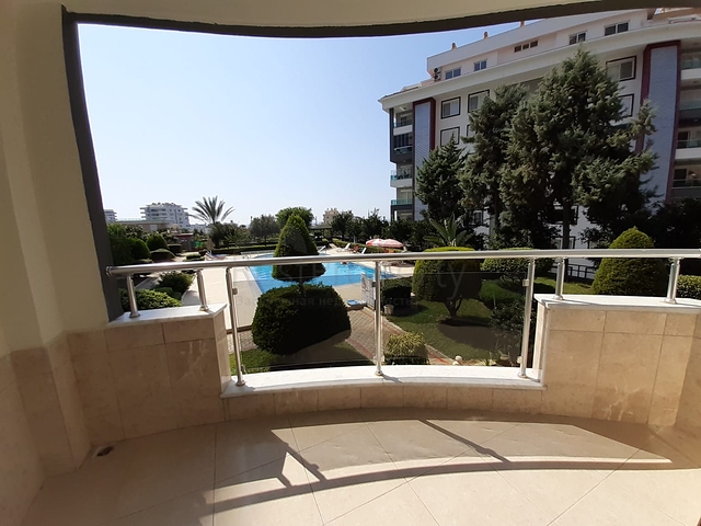 سعر اقتصادي - شقة مفروشة - 2 غرفة نوم وصالة -ضمن مجمع سكني - في مهموتلار / الانيا 