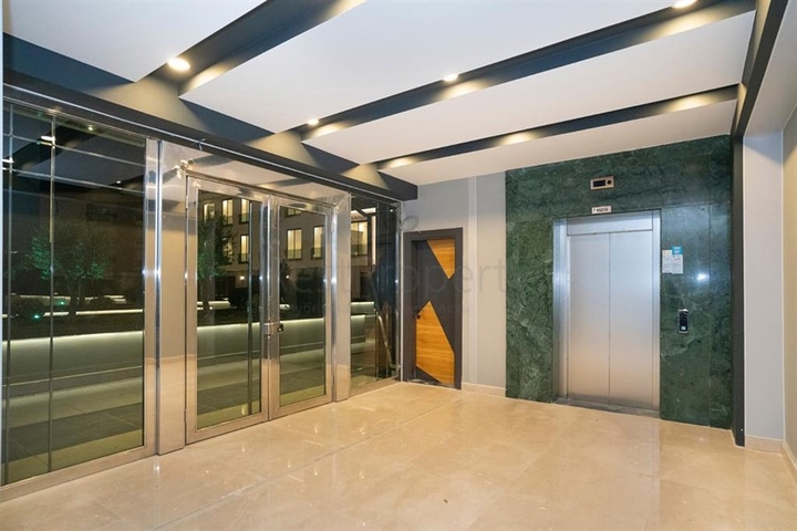 مباني تجارية للإيجار في منطقة أوبا