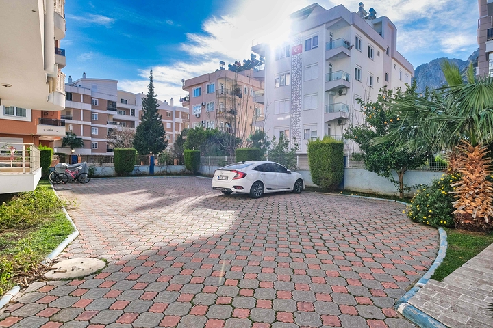 شقة واسعة من غرفتي نوم في كونيالتي أنطاليا