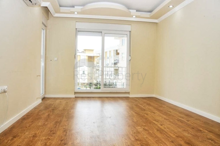 شقة واسعة من غرفتي نوم في كونيالتي أنطاليا