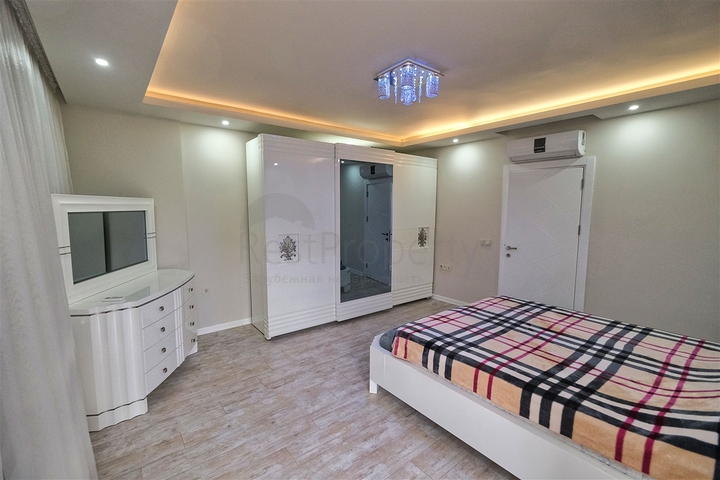 شقق 2 + 1 في مجمع 250 م من البحر في ارابسويو كونيالتي