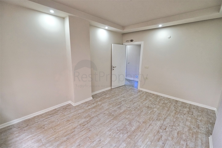 شقق 2 + 1 في مجمع 250 م من البحر في ارابسويو كونيالتي