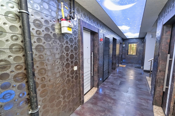 شقق 2 + 1 في مجمع 250 م من البحر في ارابسويو كونيالتي