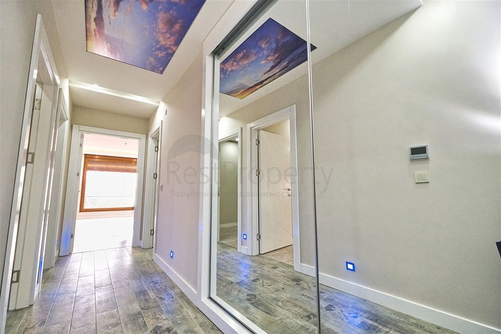 شقق 2 + 1 في مجمع 250 م من البحر في ارابسويو كونيالتي