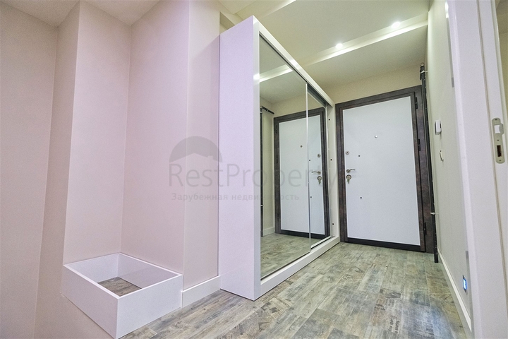 شقق 2 + 1 في مجمع 250 م من البحر في ارابسويو كونيالتي