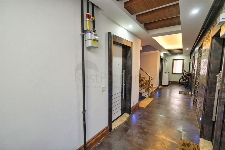 شقق 2 + 1 في مجمع 250 م من البحر في ارابسويو كونيالتي