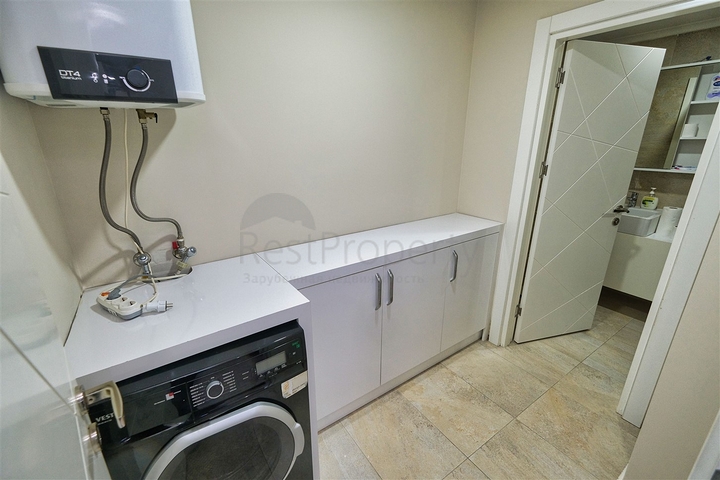 شقق 2 + 1 في مجمع 250 م من البحر في ارابسويو كونيالتي