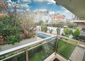 شقق 2 + 1 في مجمع 250 م من البحر في ارابسويو كونيالتي