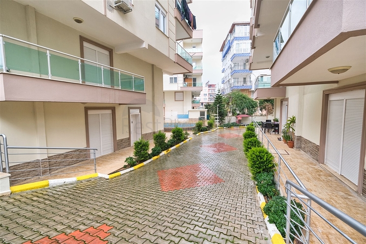 شقق 2 + 1 ، 4 + 1 ، 5 + 1 في منطقة توروس في كونيالتي أنطاليا