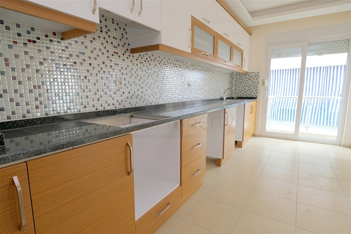 شقق 2 + 1 ، 4 + 1 ، 5 + 1 في منطقة توروس في كونيالتي أنطاليا