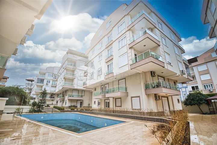 شقق 2 + 1 ، 4 + 1 ، 5 + 1 في منطقة توروس في كونيالتي أنطاليا