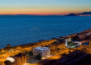 باطلالة بحرية - مجمع سكني مميز - قيد الانشاء - في كارجي جاك / الانيا 