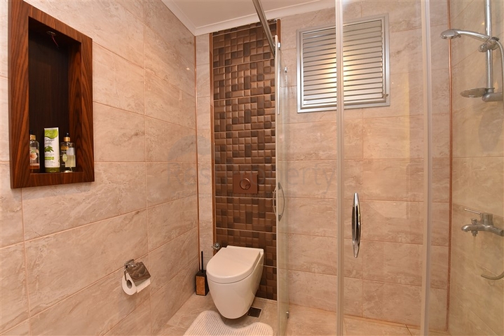 شقة فاخرة - تصميم غرفتين وصالة - مفروشة - في مهموتلار / الانيا 