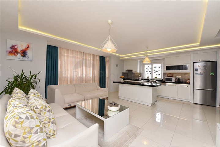 شقة فاخرة - تصميم غرفتين وصالة - مفروشة - في مهموتلار / الانيا 