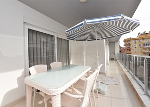 شقة فاخرة - تصميم غرفتين وصالة - مفروشة - في مهموتلار / الانيا 