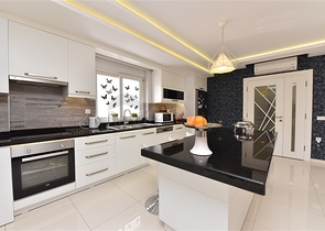 شقة فاخرة - تصميم غرفتين وصالة - مفروشة - في مهموتلار / الانيا 