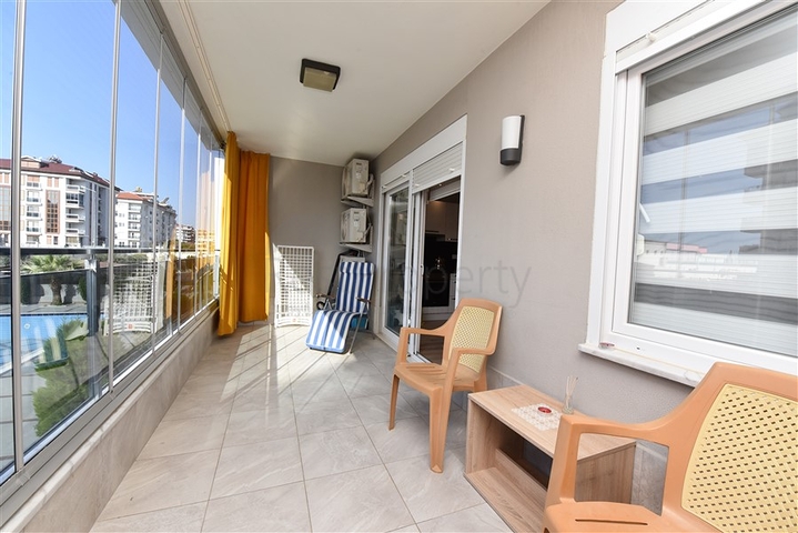 ضمن مجمع فاخر قريب من البحر -شقة 2 غرفة وصالة مفروشة - في كاستل / الانيا 