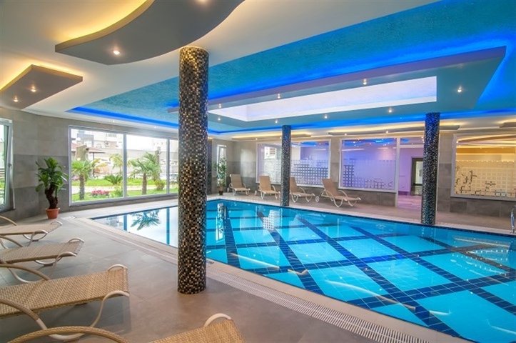 ضمن مجمع فاخر قريب من البحر -شقة 2 غرفة وصالة مفروشة - في كاستل / الانيا 