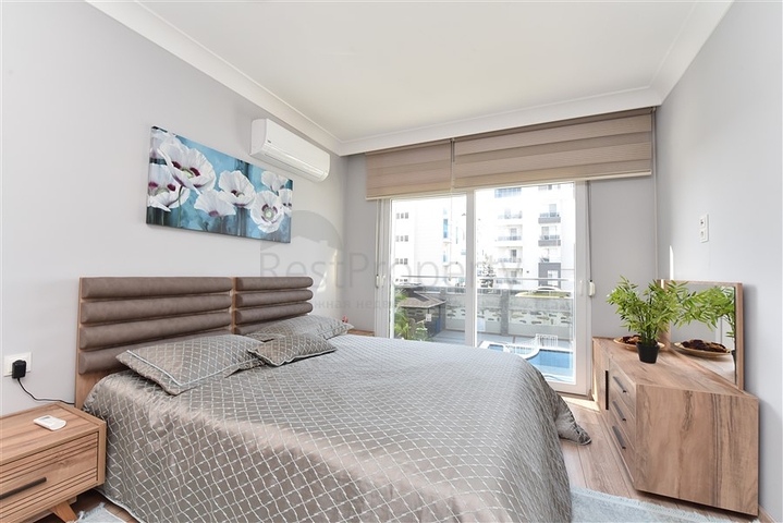 ضمن مجمع فاخر قريب من البحر -شقة 2 غرفة وصالة مفروشة - في كاستل / الانيا 