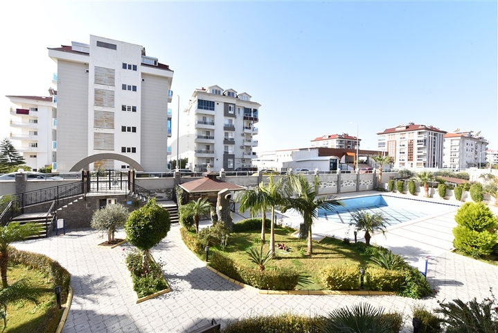 ضمن مجمع فاخر قريب من البحر -شقة 2 غرفة وصالة مفروشة - في كاستل / الانيا 