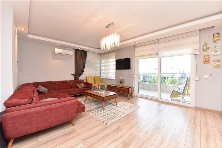 ضمن مجمع فاخر قريب من البحر -شقة 2 غرفة وصالة مفروشة - في كاستل / الانيا 