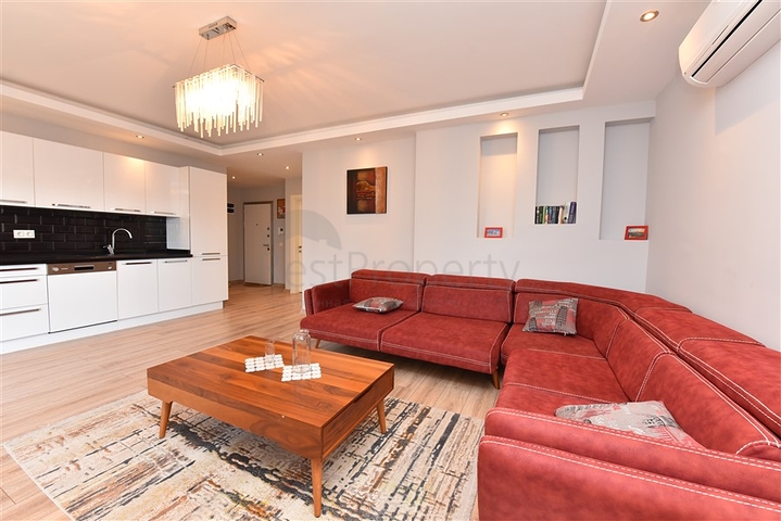 ضمن مجمع فاخر قريب من البحر -شقة 2 غرفة وصالة مفروشة - في كاستل / الانيا 