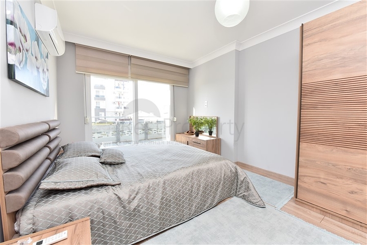 ضمن مجمع فاخر قريب من البحر -شقة 2 غرفة وصالة مفروشة - في كاستل / الانيا 