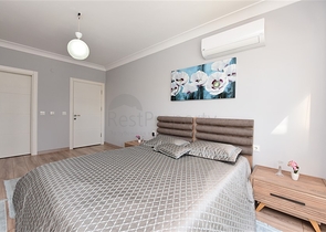 ضمن مجمع فاخر قريب من البحر -شقة 2 غرفة وصالة مفروشة - في كاستل / الانيا 