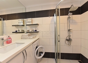 ضمن مجمع فاخر قريب من البحر -شقة 2 غرفة وصالة مفروشة - في كاستل / الانيا 