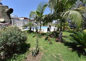 ضمن مجمع فاخر قريب من البحر -شقة 2 غرفة وصالة مفروشة - في كاستل / الانيا 