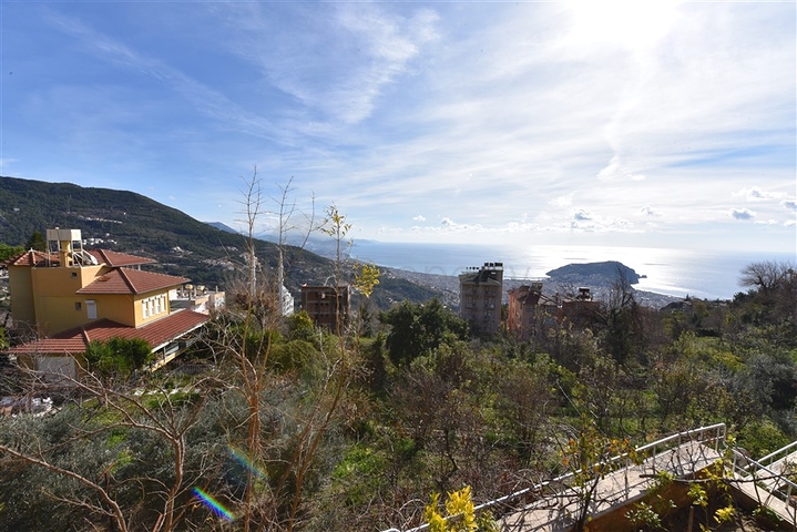 اطلالة بحر وقلعة - فيلا مستقلة - في مركز الانيا 