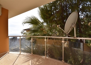 اطلالة بحر وقلعة - فيلا مستقلة - في مركز الانيا 