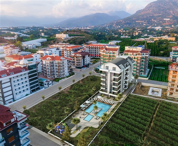 اسعار مناسبة - مجمع قيد الانشاء في منطقة كاستل / الانيا 