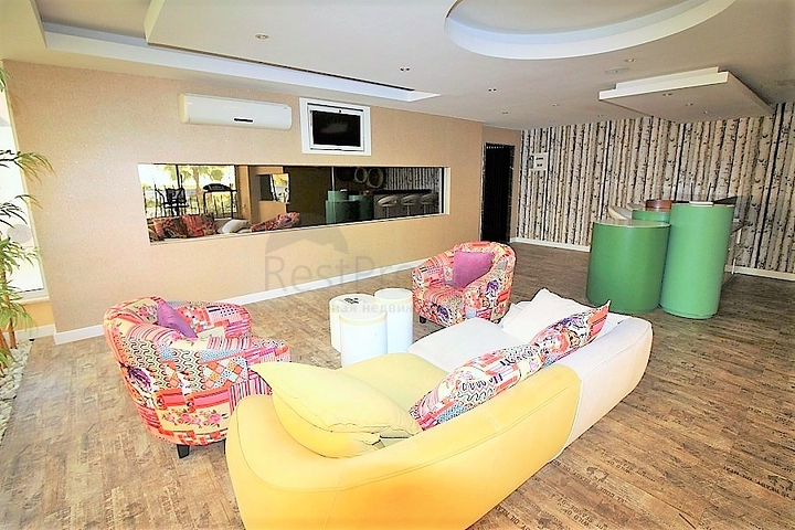 شقة مفروشة - غرفة نوم وصالة - ضمن مجمع قريب من البحر والخدمات - الانيا / مهموتلار 