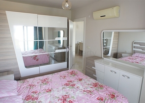 شقة مفروشة - غرفة نوم وصالة - ضمن مجمع قريب من البحر والخدمات - الانيا / مهموتلار 