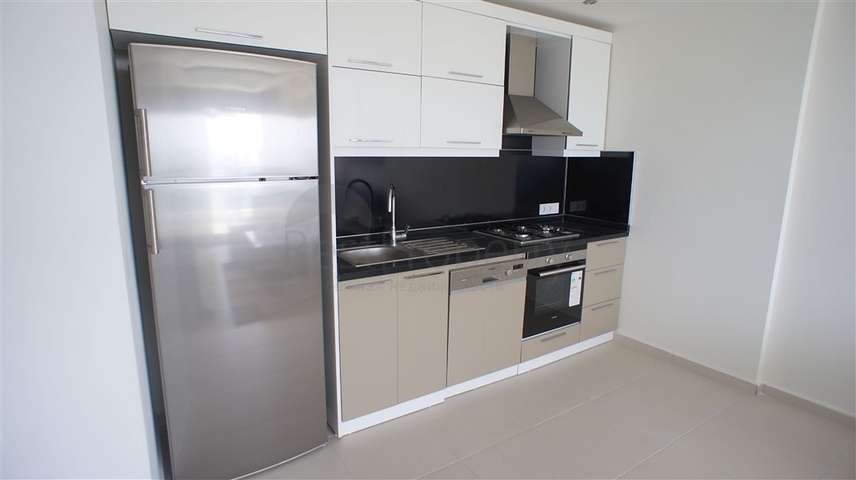 طابق مرتفع -اطلالة بحر - شقة غرفة وصالة -مفروشة وضمن مجمع سكني / مهموتلار / الانيا 