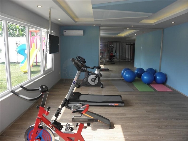 طابق مرتفع -اطلالة بحر - شقة غرفة وصالة -مفروشة وضمن مجمع سكني / مهموتلار / الانيا 