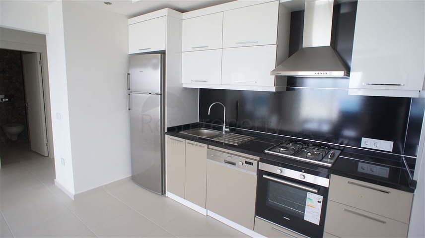 طابق مرتفع -اطلالة بحر - شقة غرفة وصالة -مفروشة وضمن مجمع سكني / مهموتلار / الانيا 