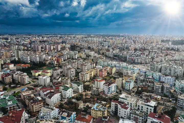 شقق فسيحة 2 + 1 في وسط أنطاليا