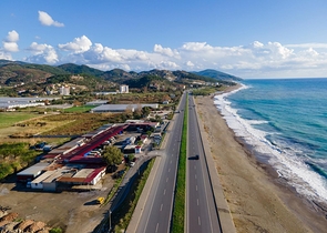 اطلالة بحرية - مناسب كمنزل للعطلات - مجمع قيد الانشاء في ديمرتاش  / شرق الانيا 