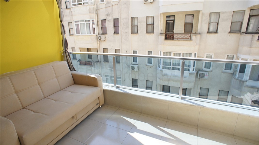 شقق غرفة وصالة - في منطقة حيوية - مهموتلار / الانيا 