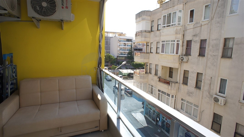 شقق غرفة وصالة - في منطقة حيوية - مهموتلار / الانيا 