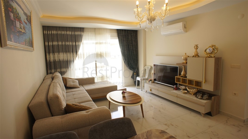 شقق غرفة وصالة - في منطقة حيوية - مهموتلار / الانيا 