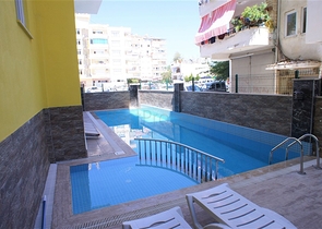 شقق غرفة وصالة - في منطقة حيوية - مهموتلار / الانيا 