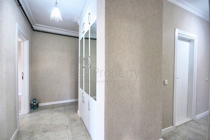 شقة 3 + 1 على مسافة قريبة من البحر في أنطاليا