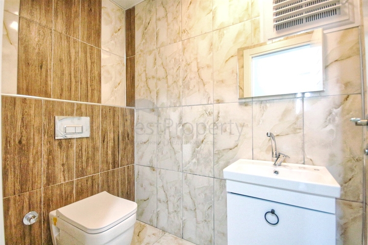 شقة 3 + 1 على مسافة قريبة من البحر في أنطاليا